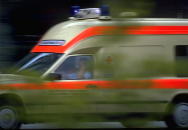 ambulancia en movimiento